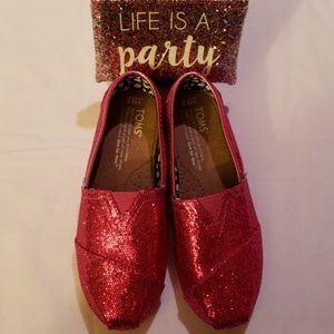 😍Tom's Sz Youth 13.5 PINK GLITTER SLIP ONS.